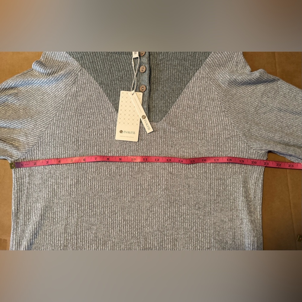 EVALESS Long Sleeve Patchwork Button Up V Neck Casual Pullover Top - Picture 14 of 14